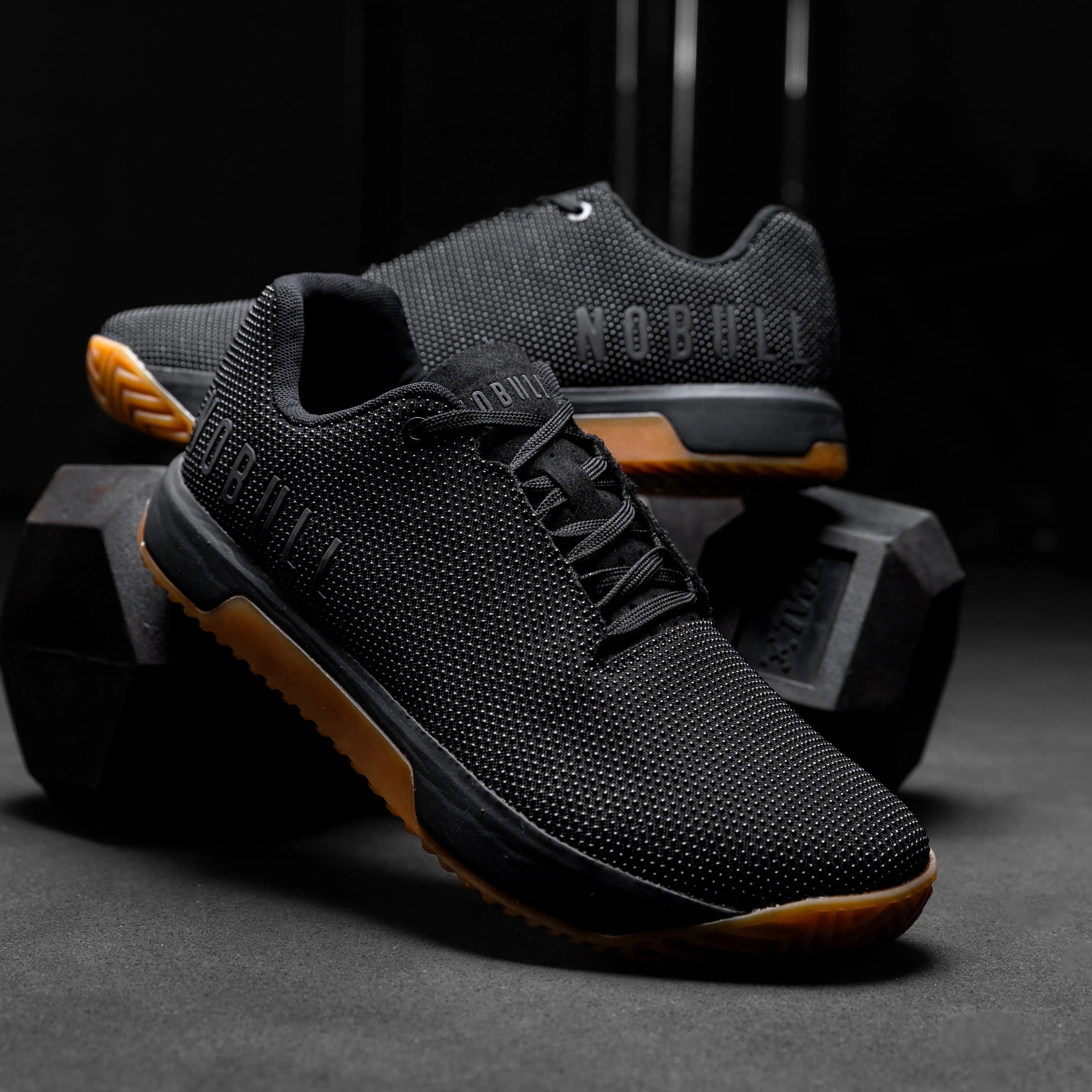 NOBULL - TRAINER  - BLACK GUM