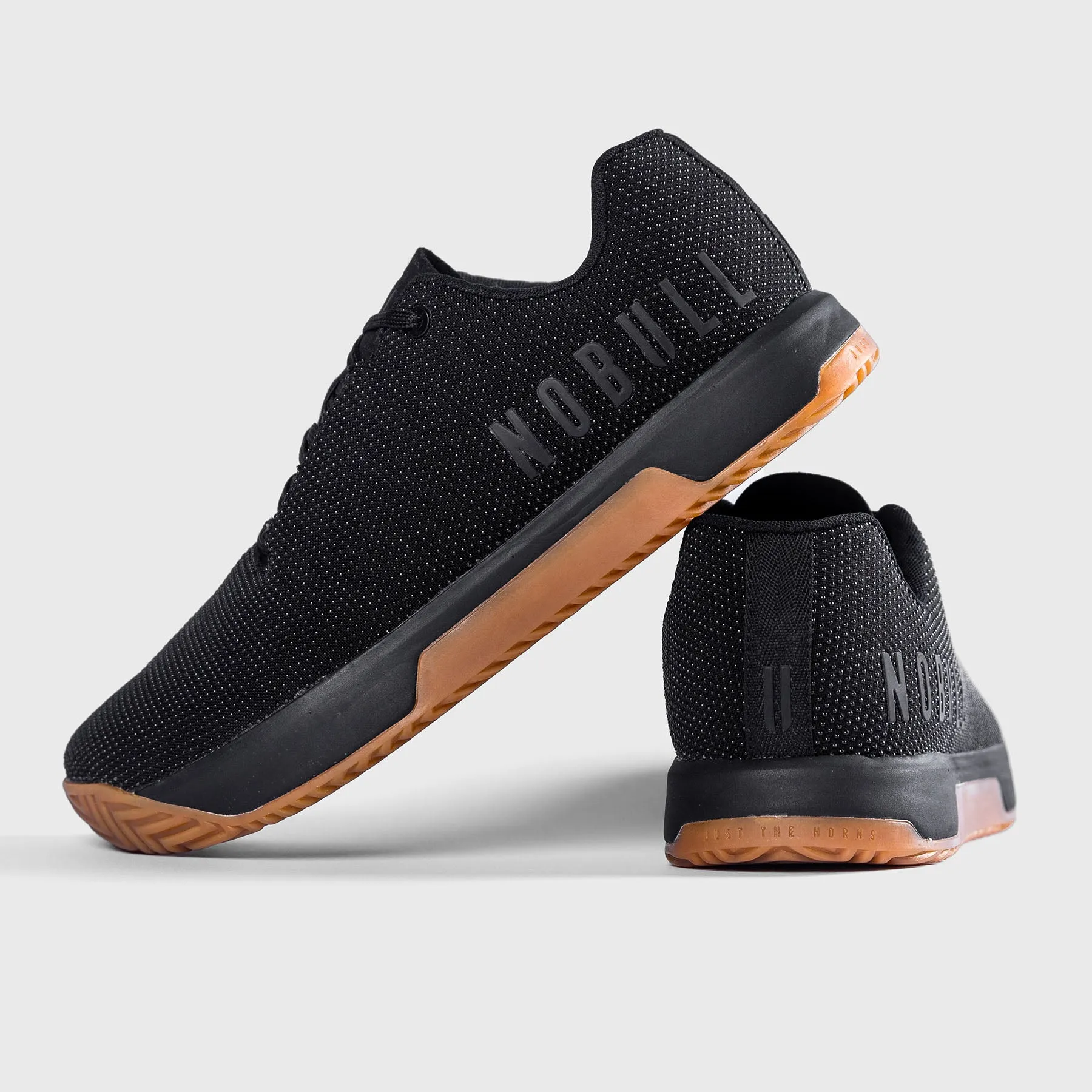 NOBULL - TRAINER  - BLACK GUM