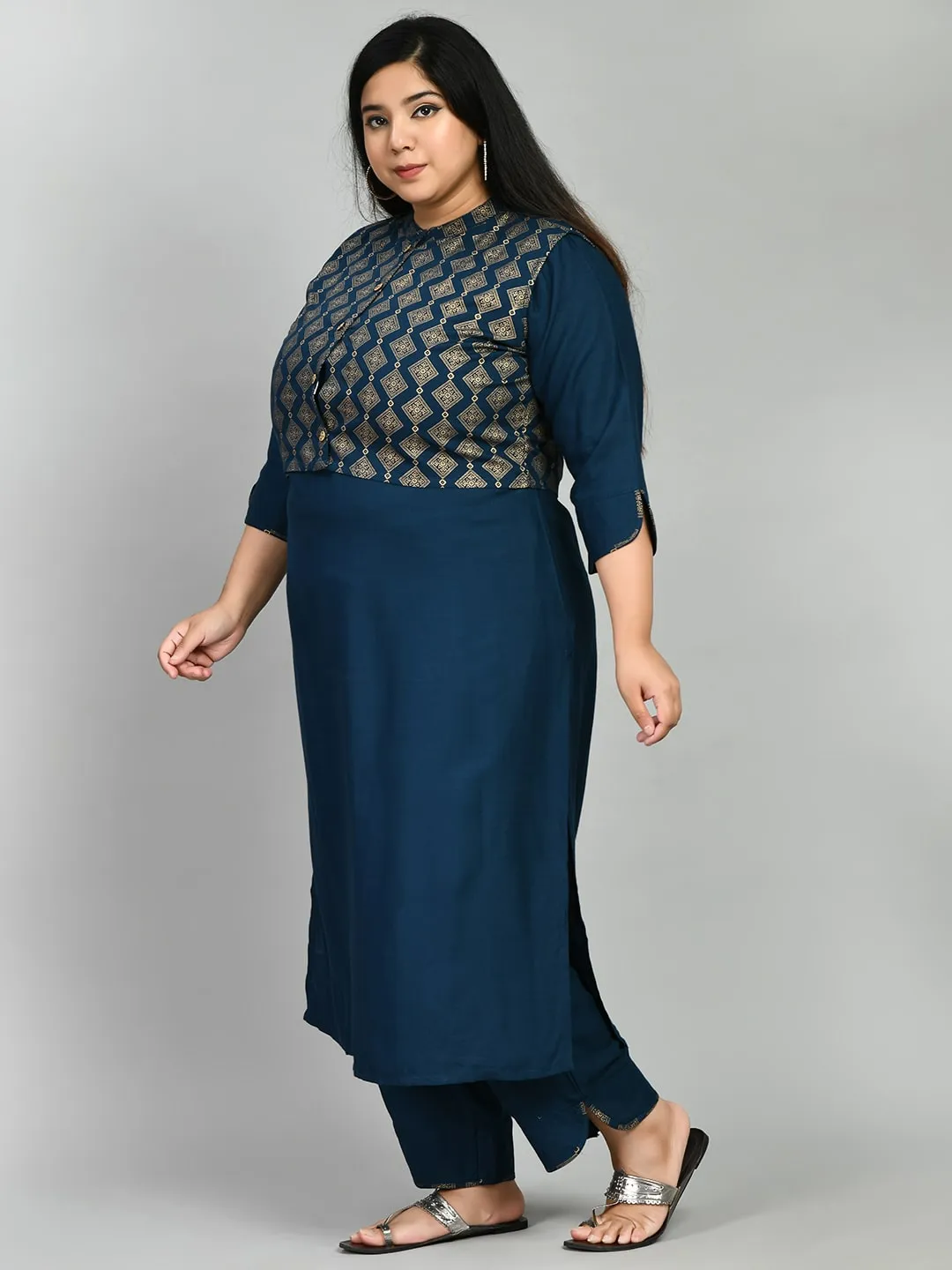 Plus Size Lustrous Gold & Teal Jacket Kurta Pant Set